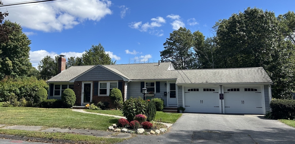 57 Daniel Road Braintree, MA 02184 - Photo 3 of 39 Gallery Image 3