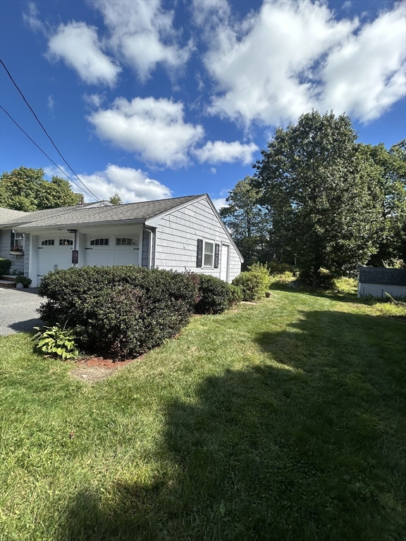 57 Daniel Road Braintree, MA 02184 - Photo 6 of 39 Gallery Image 6
