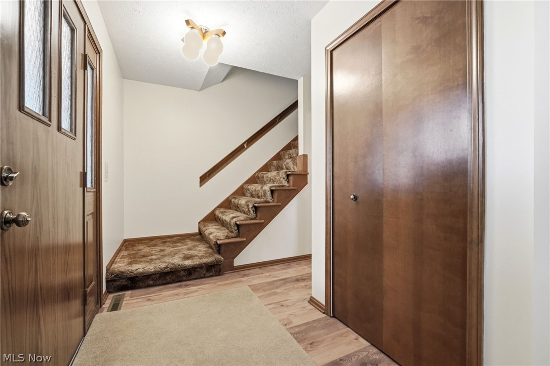 13176 Whitney Road Strongsville, OH 44136 - Photo 18 of 50 Gallery Image 18