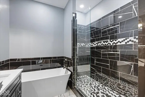 $899,000 | 2101 Wolf Cove, Martinsville, IN 46151