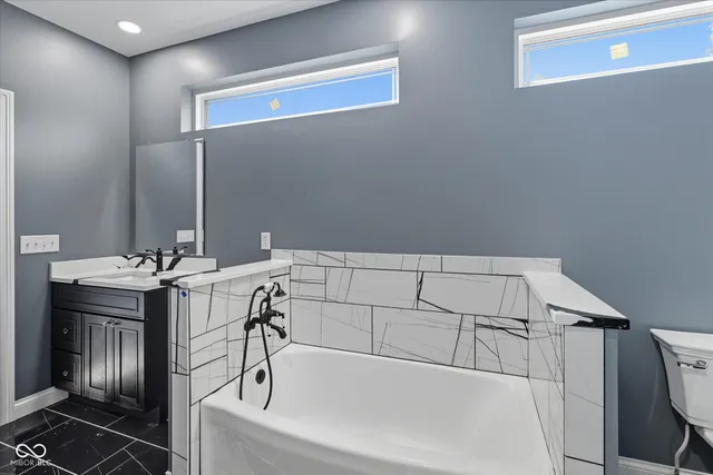 $999,000 | 2101 Wolf Cove, Martinsville, IN 46151