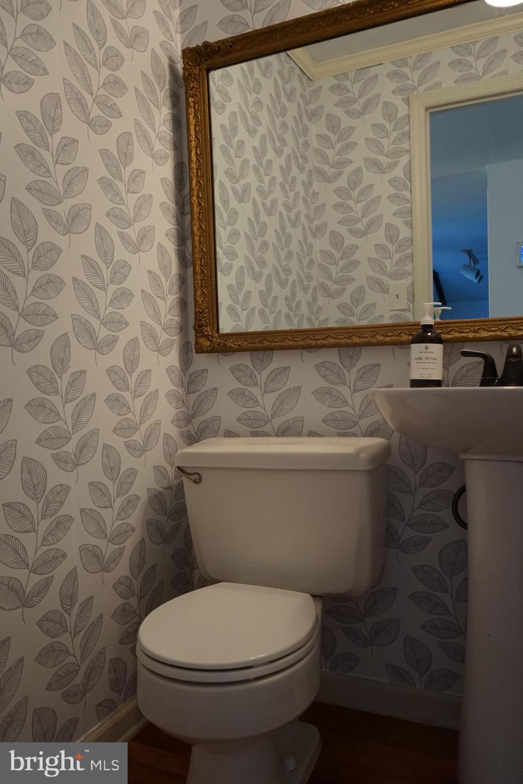 105 West Riding Road Cherry Hill, NJ 08003 - Photo 27 of 44 Powder room