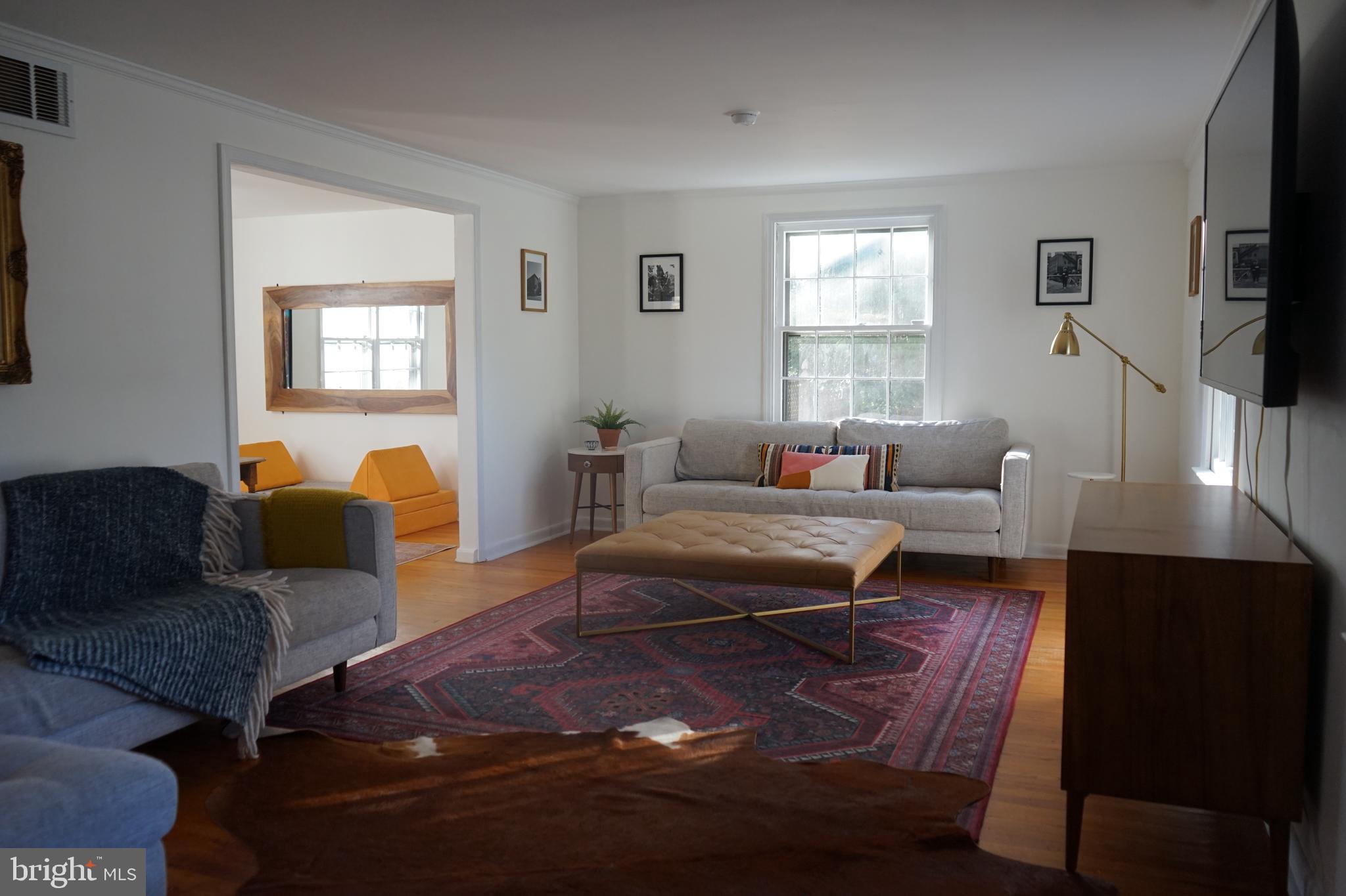 105 West Riding Road Cherry Hill, NJ 08003 - Photo 8 of 44 Living room