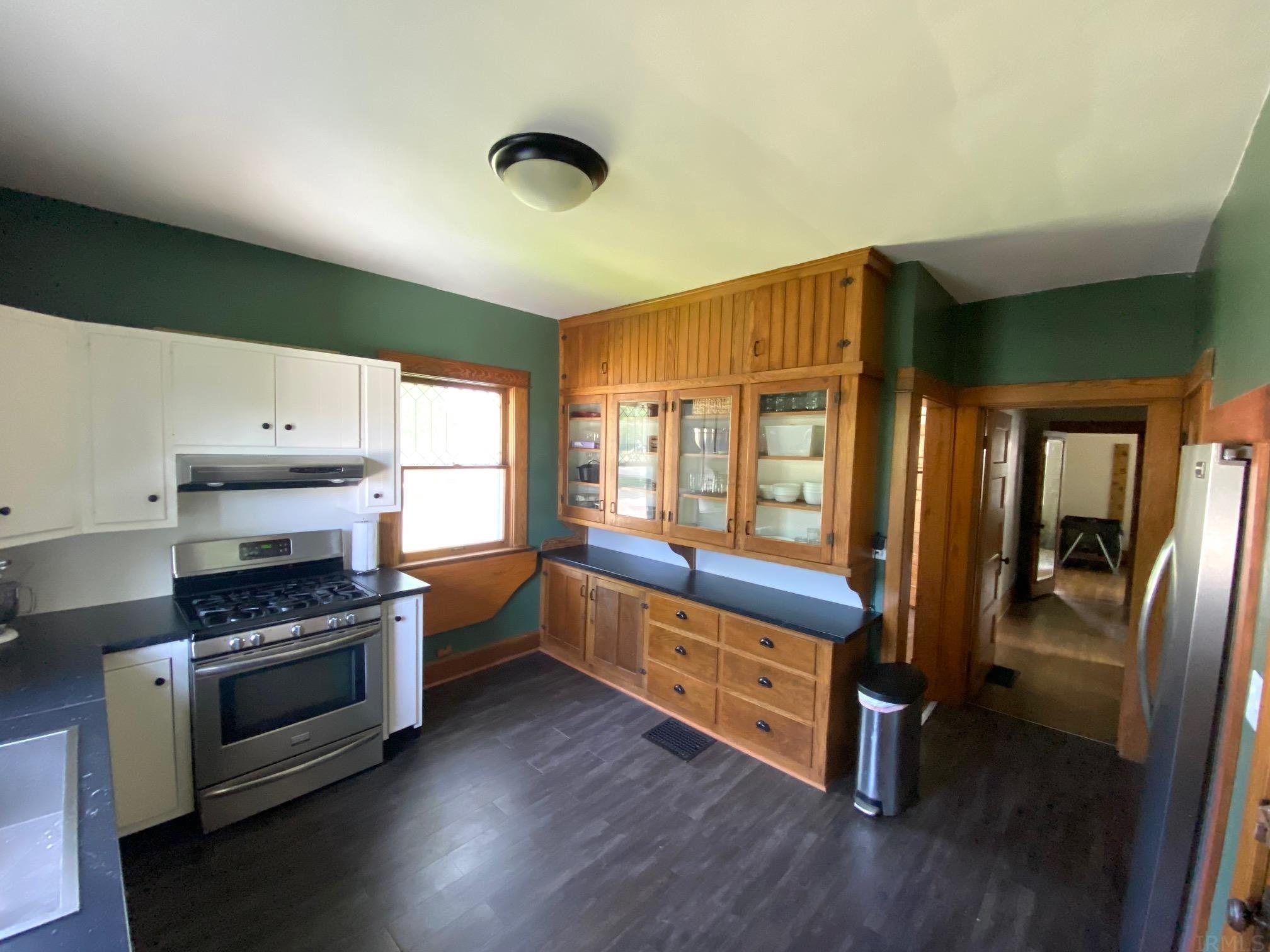 600 Jefferson Street Rochester, IN 46975 - Photo 8 of 19