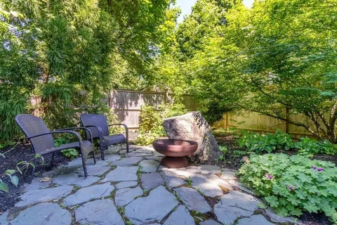 $999,000 | 40 Ivory Street, Boston, MA 02132