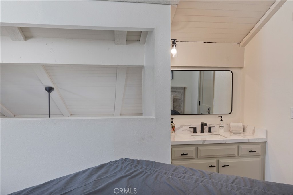 362 Old Mammoth Road, Unit 47 Mammoth Lakes, CA 93546 - Photo 16 of 39 Loft sink and vanity