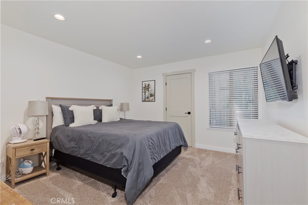 362 Old Mammoth Road, Unit 47 Mammoth Lakes, CA 93546 - Photo 17 of 39 Bedroom #1