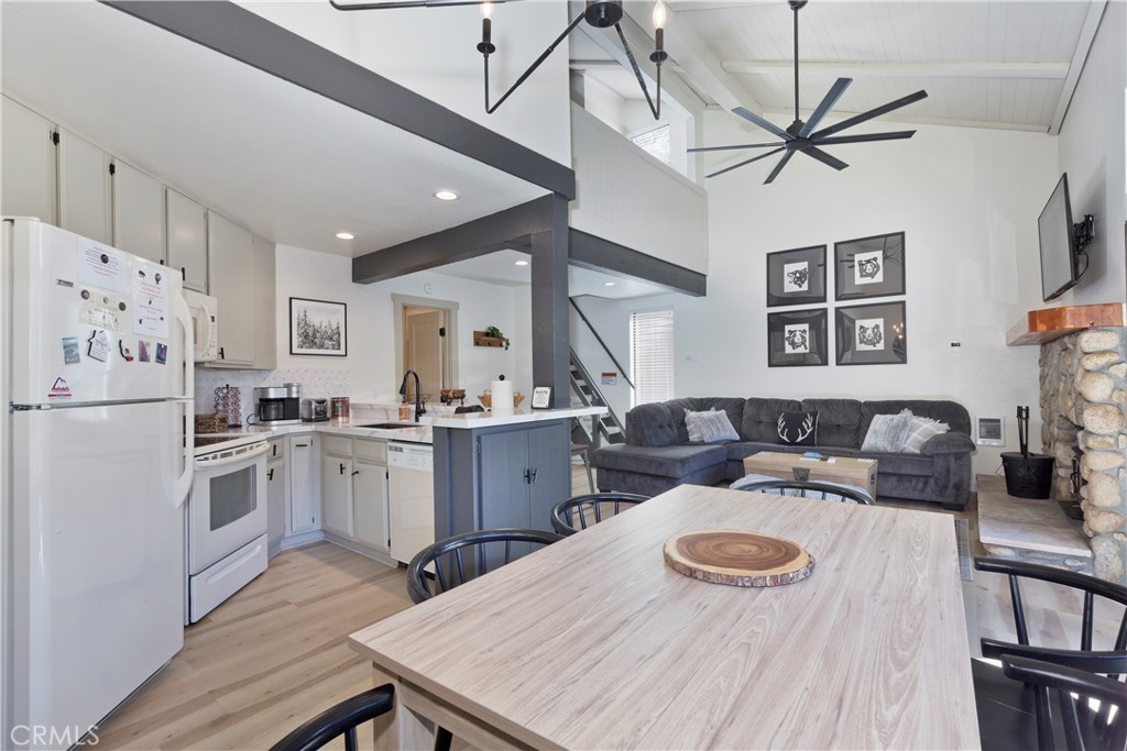 362 Old Mammoth Road, Unit 47 Mammoth Lakes, CA 93546 - Photo 5 of 39