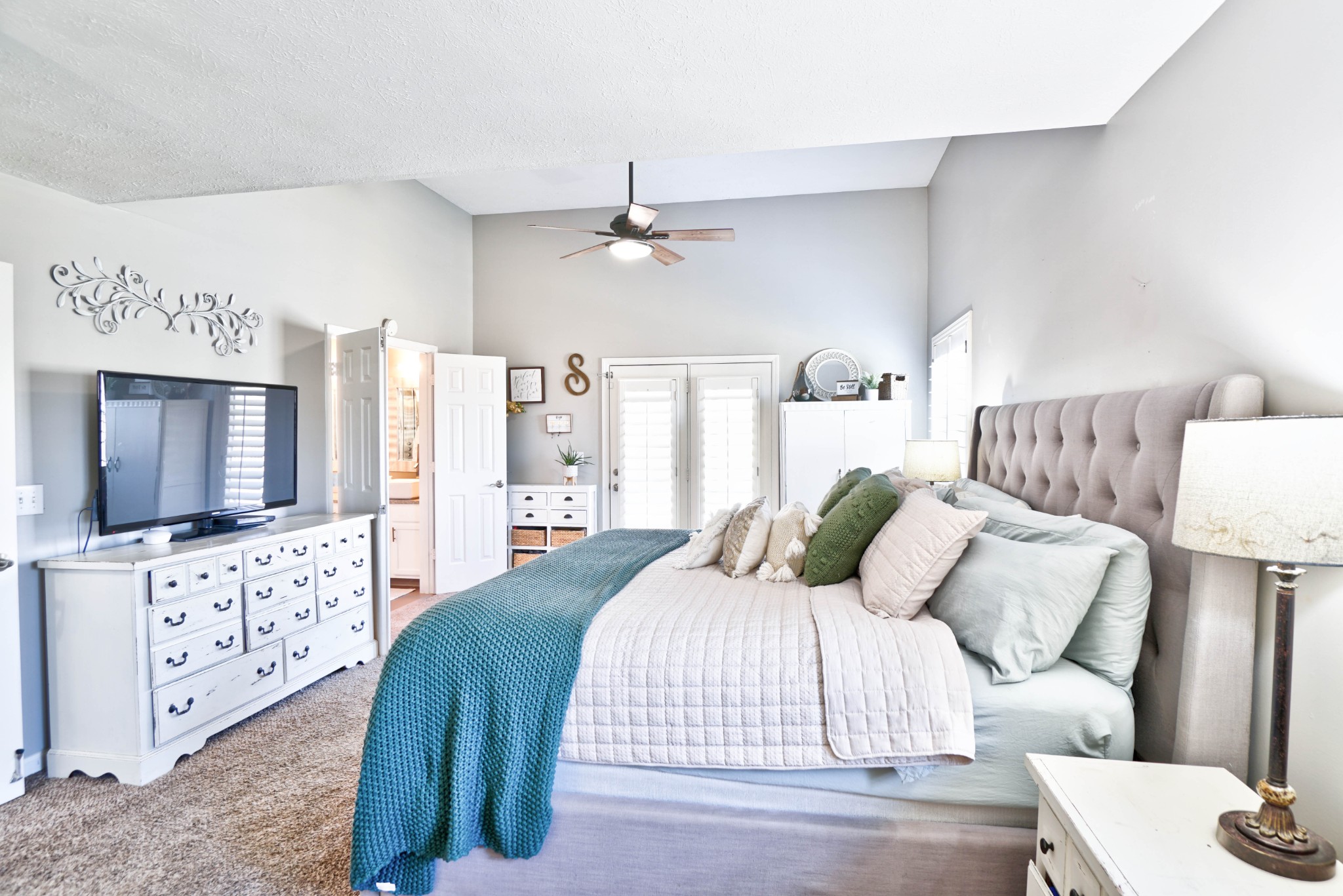 5871 Cane Ridge Road Antioch, TN 37013 - Photo 18 of 40 a bedroom with furniture and a flat screen tv