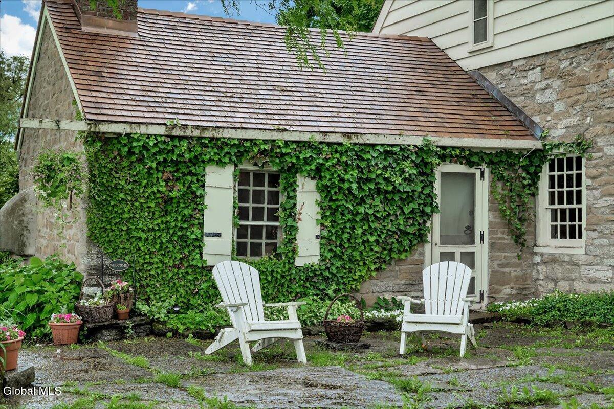 844 Hickory Hill Road Palatine, NY 13339 - Photo 3 of 65 English Cottage
