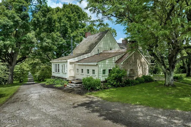 $2,599,000 | 844 Hickory Hill Road, Palatine, NY 13339