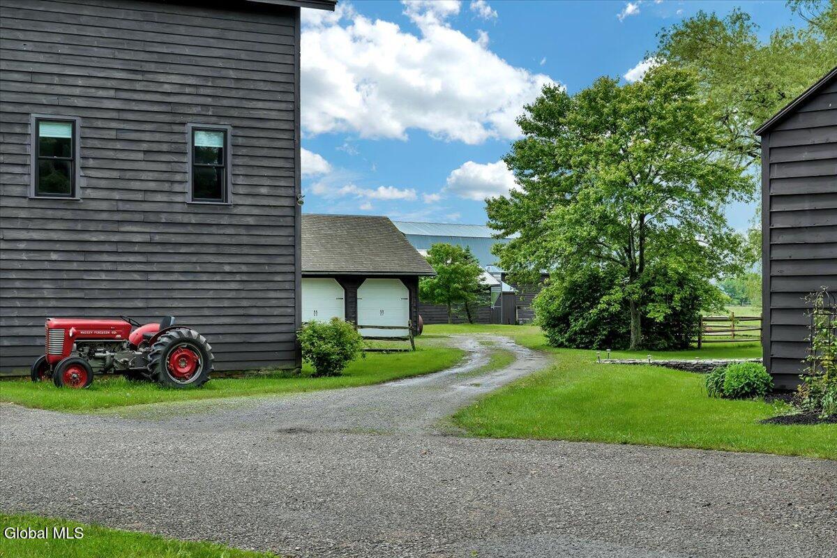 844 Hickory Hill Road Palatine, NY 13339 - Photo 10 of 65 Circular Drive