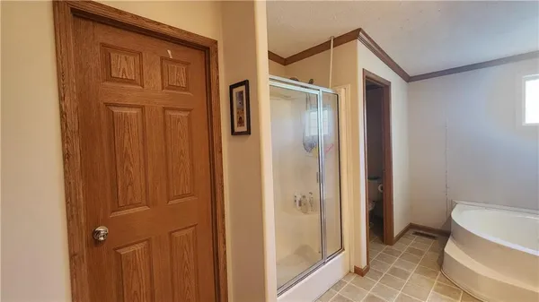 $360,000 | 12936 State Highway, Winston, MO 64689