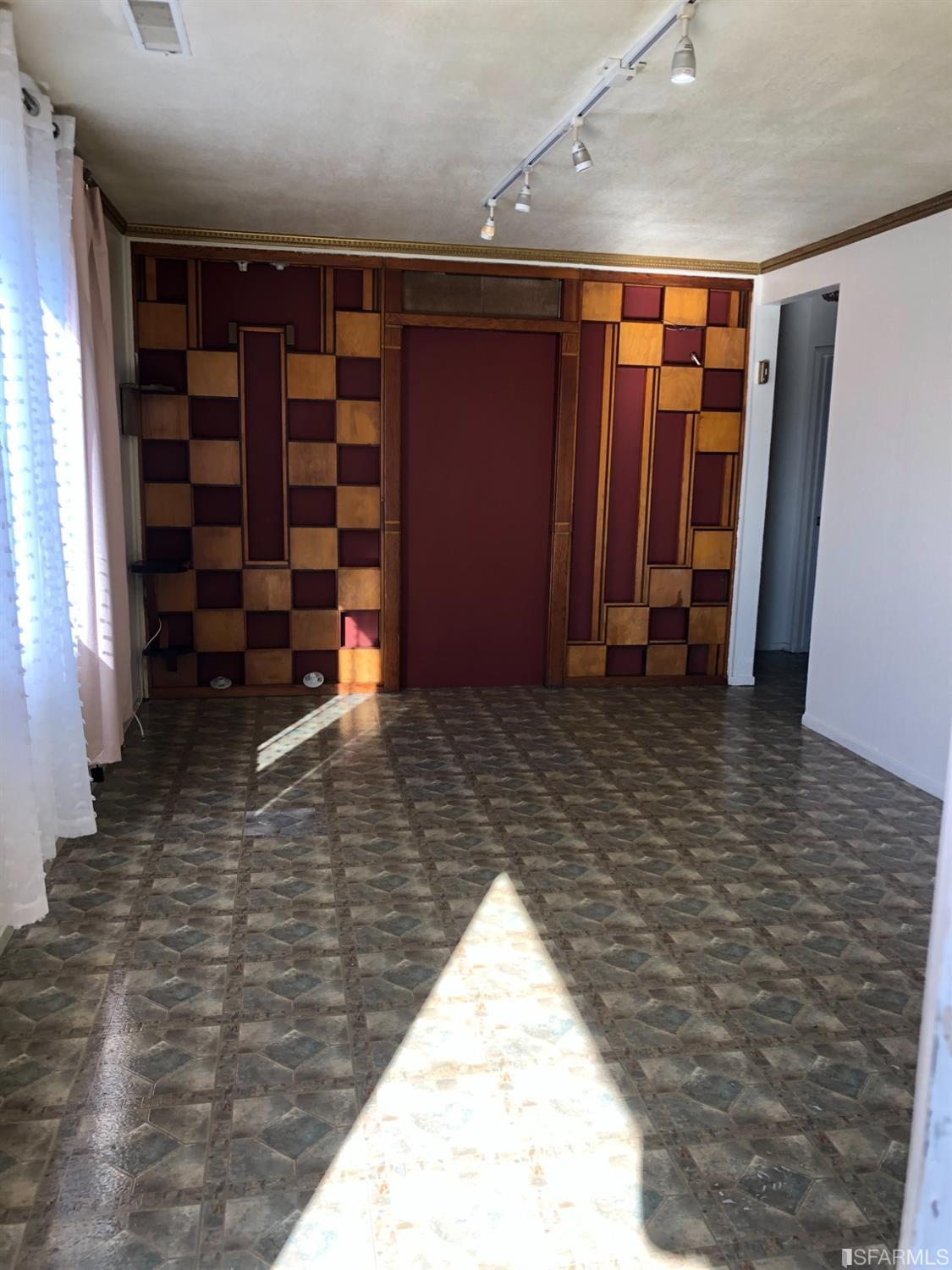 303 Heathcliff Drive Pacifica, CA 94044 - Photo 8 of 30