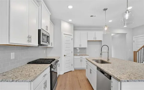 $651,870 | 136 Patillo Manor, Stockbridge, GA 30281
