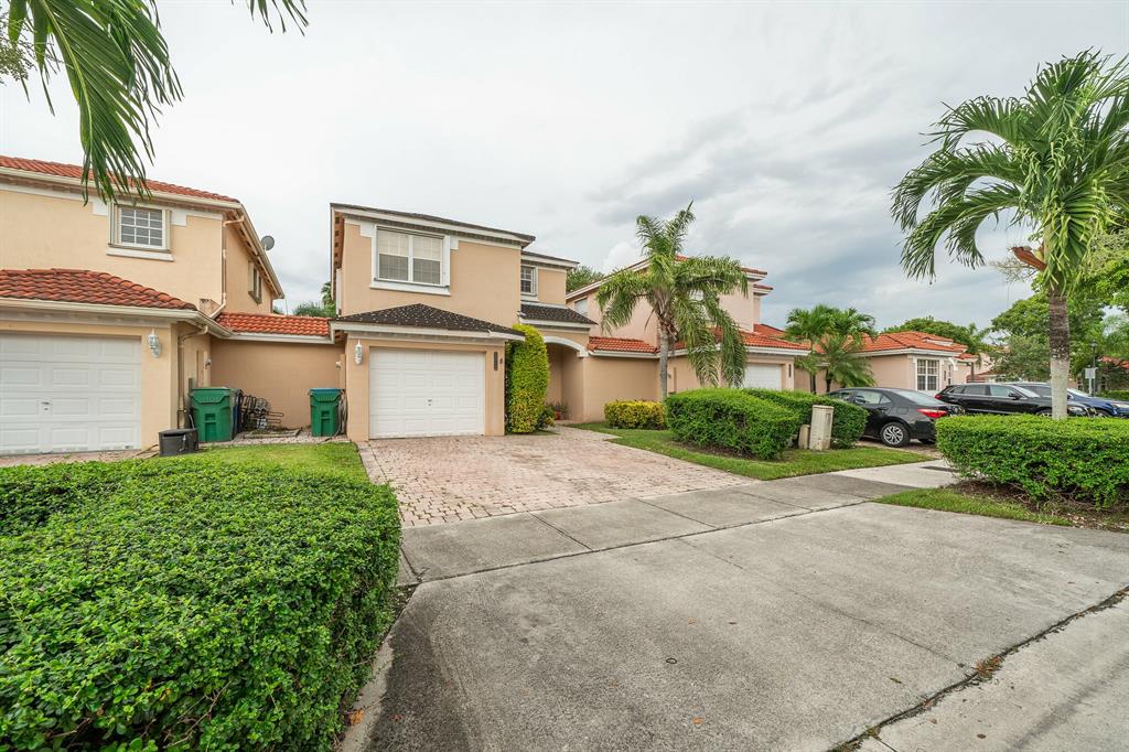 2444 Southwest 152nd Path, Unit 2444 Miami, FL 33185 - Photo 2 of 30