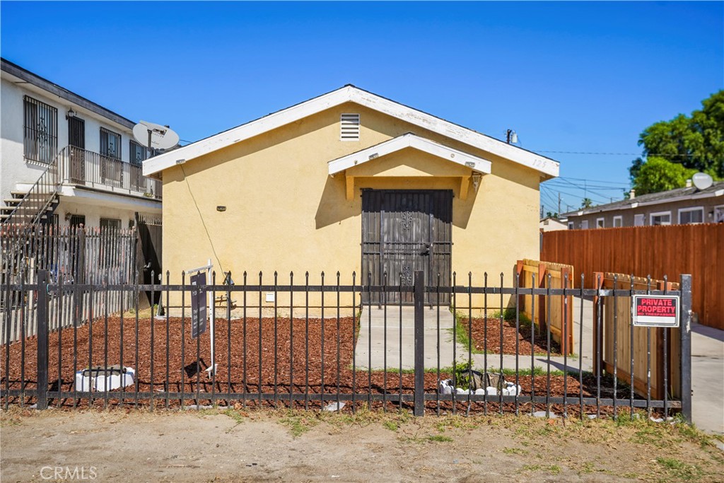 125 West Tichenor Street Compton, CA 90220 - Photo 22 of 25 Front View