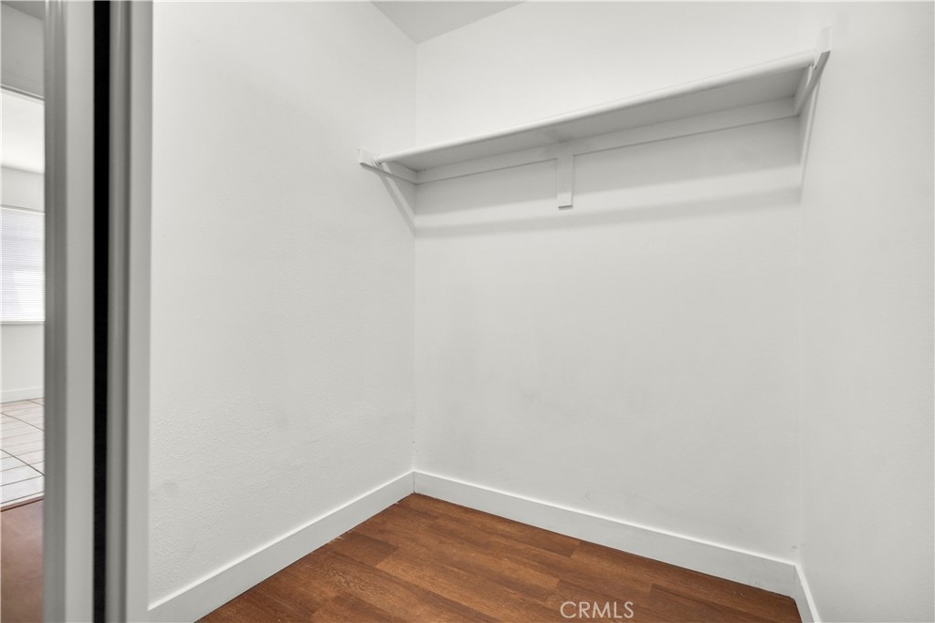 125 West Tichenor Street Compton, CA 90220 - Photo 8 of 25 Unit A Bedroom#1 cloet
