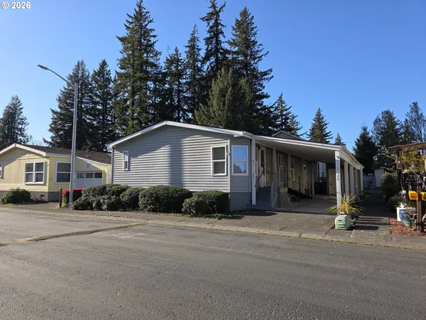 $129,000 | 15768 Southeast Powell Boulevard, Unit 28, Portland, OR 97236