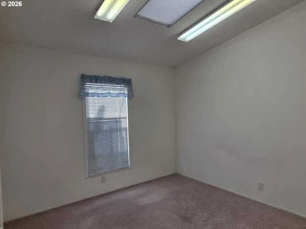 $129,000 | 15768 Southeast Powell Boulevard, Unit 28, Portland, OR 97236