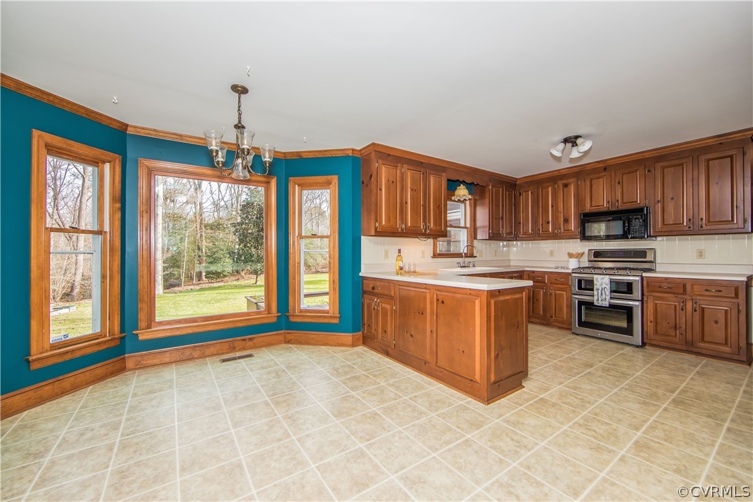 12905 Rivers Bend Road Chester, VA 23836 - Photo 11 of 27 Check out the spacious breakfast nook located besi