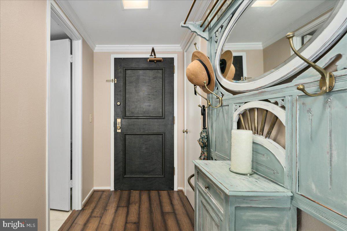6101 Edsall Road, Unit 911 Alexandria, VA 22304 - Photo 2 of 62 Gallery Image 2