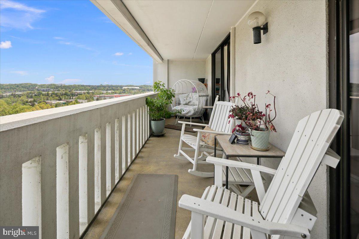 6101 Edsall Road, Unit 911 Alexandria, VA 22304 - Photo 41 of 62 Gallery Image 41