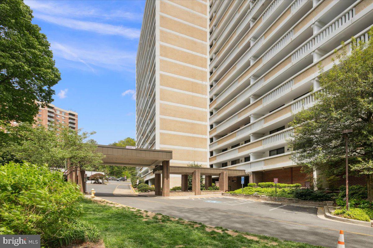 6101 Edsall Road, Unit 911 Alexandria, VA 22304 - Photo 45 of 62 Gallery Image 45