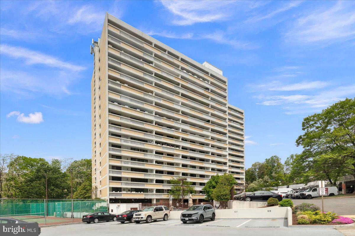 6101 Edsall Road, Unit 911 Alexandria, VA 22304 - Photo 47 of 62 Gallery Image 47