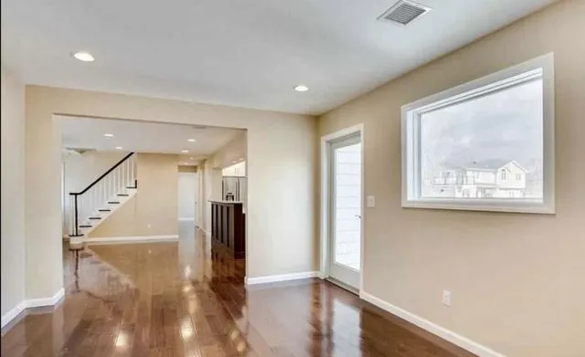 $1,200,000 | 3 Neptune Place, Massapequa, NY 11758