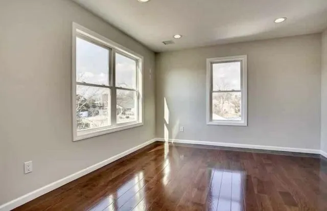 $1,200,000 | 3 Neptune Place, Massapequa, NY 11758