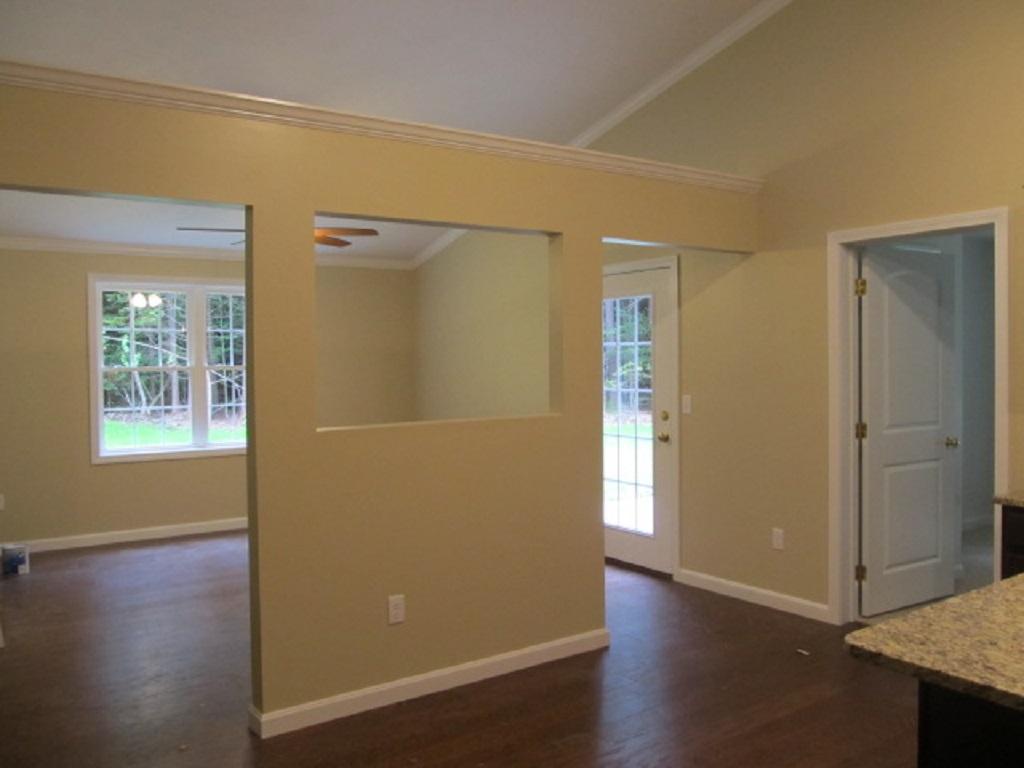 24 Old Walpole Road, Unit 2 Keene, NH 03431 - Photo 3 of 12 Gallery Image 3