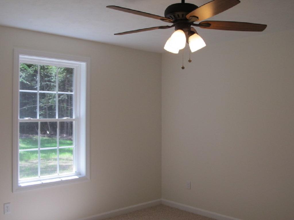 24 Old Walpole Road, Unit 2 Keene, NH 03431 - Photo 5 of 12 Gallery Image 5