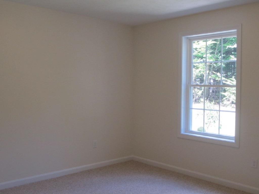 24 Old Walpole Road, Unit 2 Keene, NH 03431 - Photo 8 of 12 Gallery Image 8