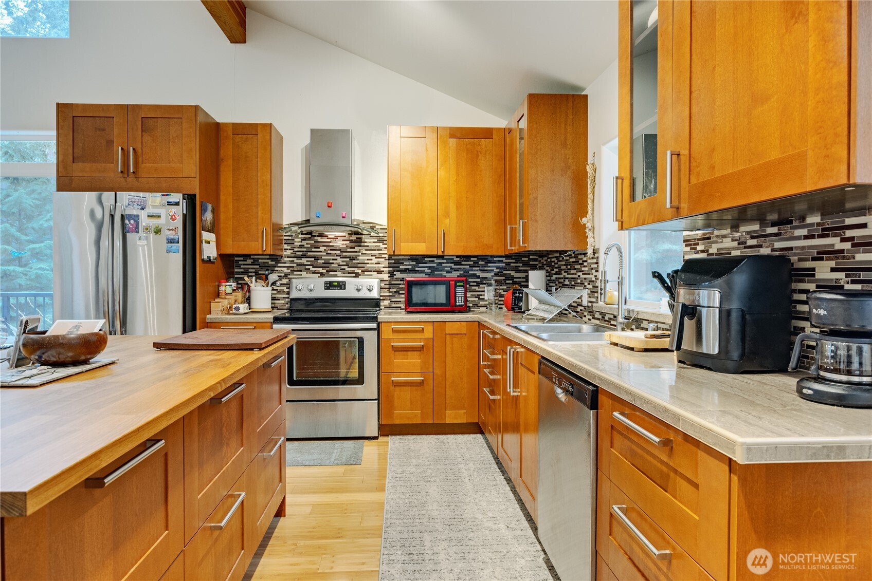123 Madrona Road Nordland, WA 98358 - Photo 10 of 40 Gallery Image 10