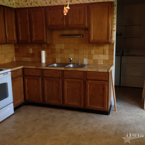 135 South Park Lane Butler, IN 46721 - Photo 8 of 27 Gallery Image 8