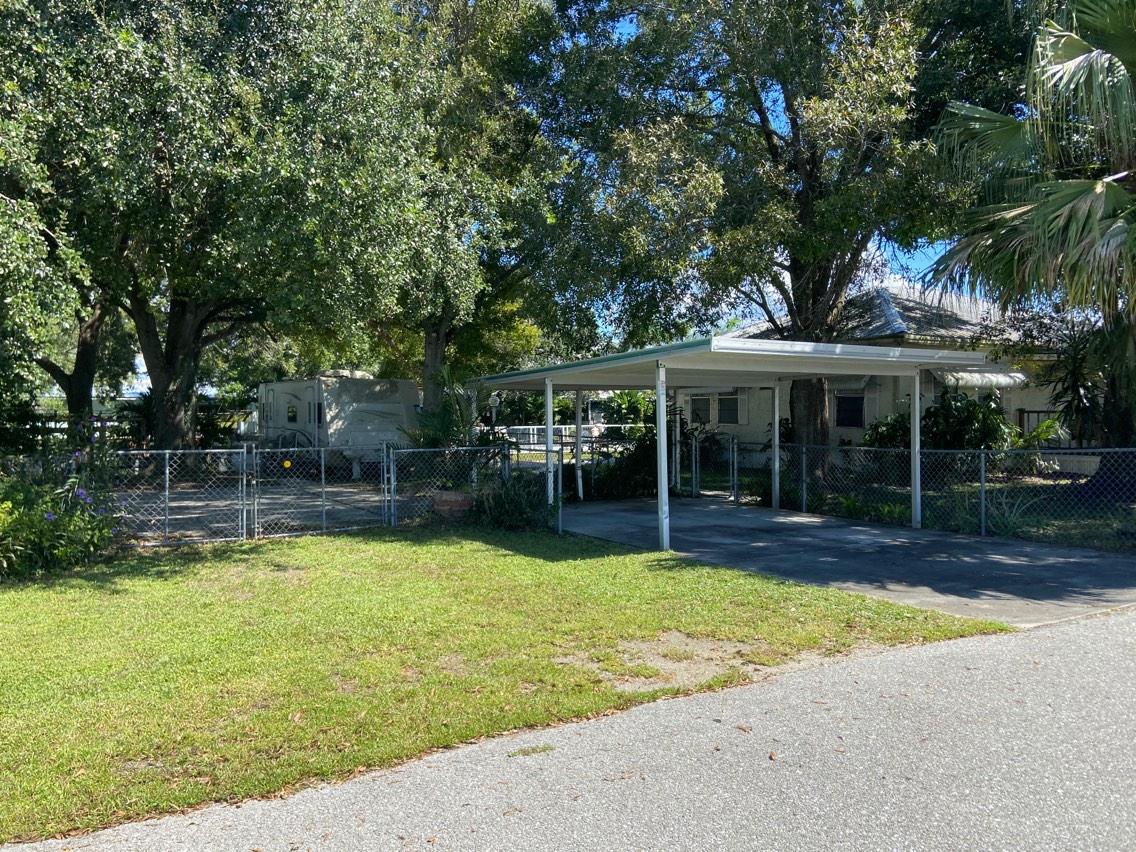 1099 Southeast 7th Street Okeechobee, FL 34974 - Photo 3 of 51 2020-10-16 11.7.20.879