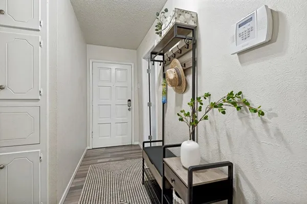 $305,000 | 1008 Sherwood Drive, Bedford, TX 76022