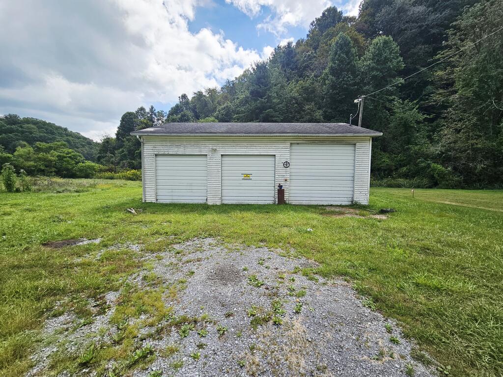 8766 Dry Fork Road North Tazewell, VA 24630 - Photo 7 of 20 Gallery Image 7