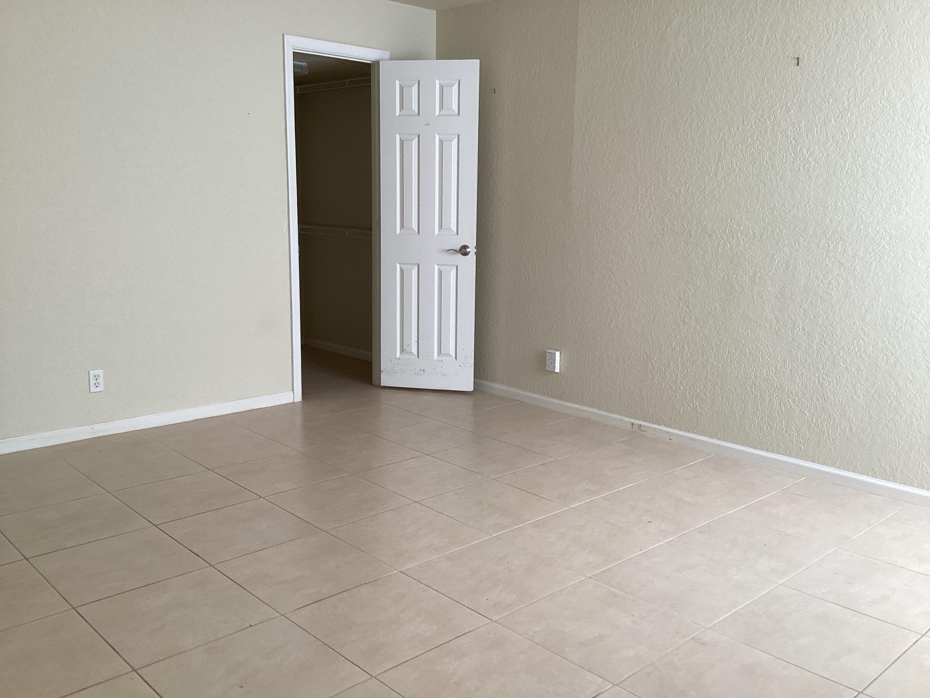 1000 Spanish River Road, Unit 3K Boca Raton, FL 33432 - Photo 12 of 32 IMG_3053