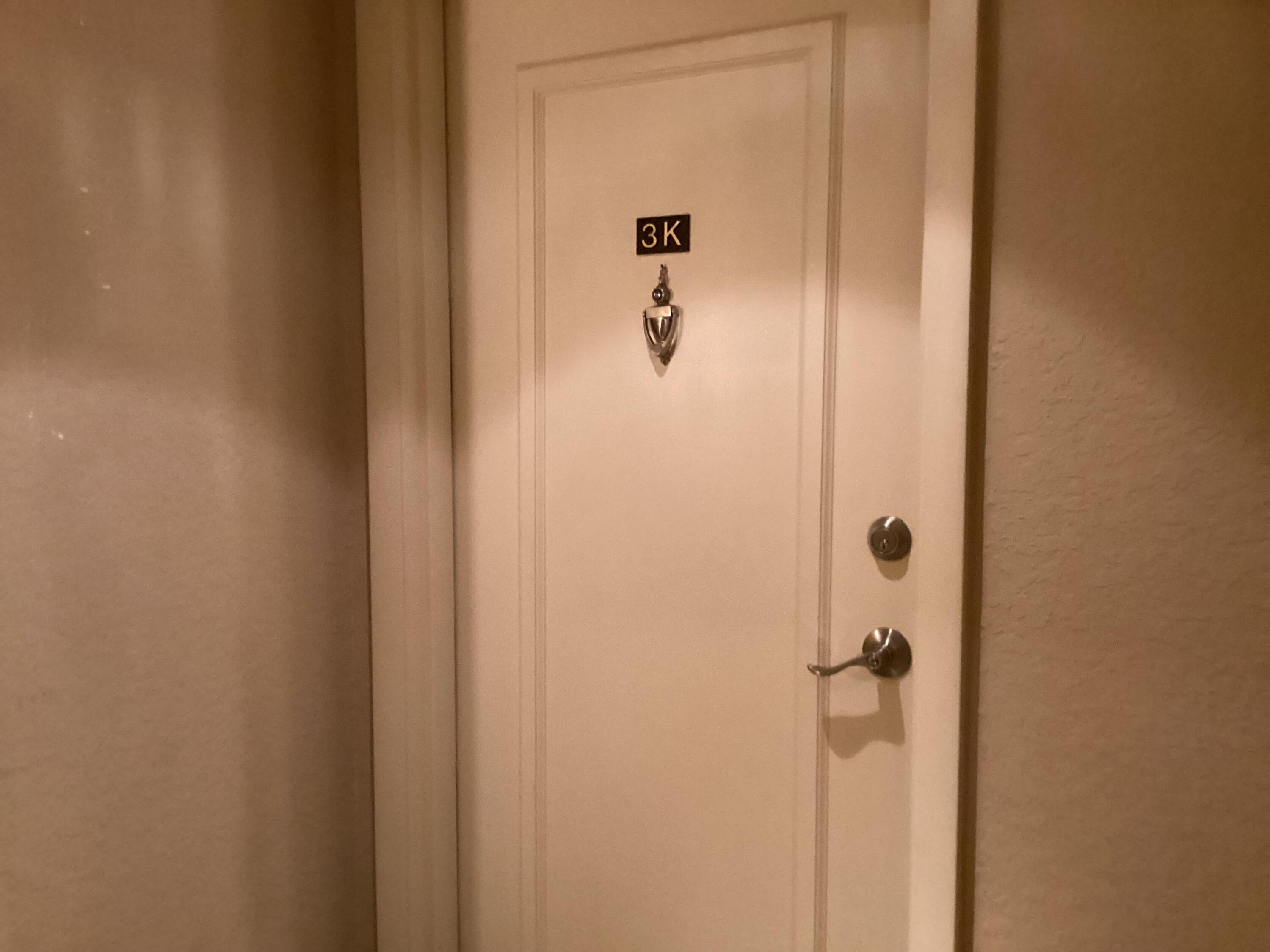 1000 Spanish River Road, Unit 3K Boca Raton, FL 33432 - Photo 4 of 32 IMG_3042