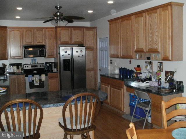 15063 Millbank Road King George, VA 22485 - Photo 12 of 29 Kitchen