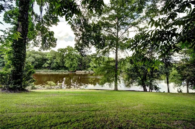 $329,000 | 1330 Williams Avenue, Natchitoches, LA 71457