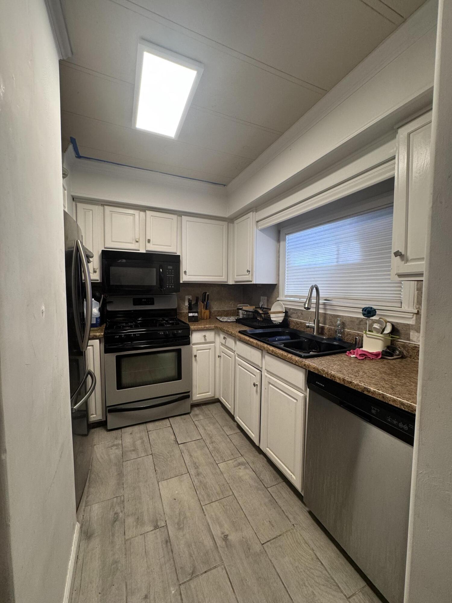 169 Tanforan Rancho Mirage, CA 92270 - Photo 15 of 35 IMG_1494