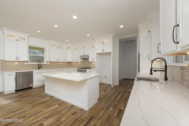 $850,000 | 25 Jessica Drive, Wellington, NV 89444