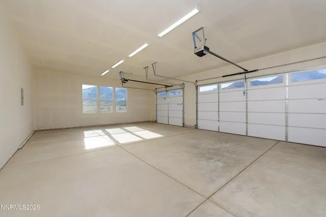 $850,000 | 25 Jessica Drive, Wellington, NV 89444