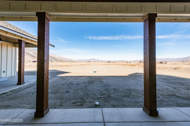 $850,000 | 25 Jessica Drive, Wellington, NV 89444
