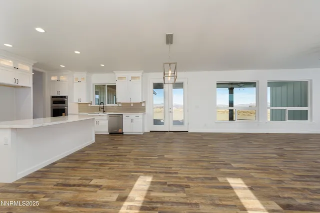 $850,000 | 25 Jessica Drive, Wellington, NV 89444