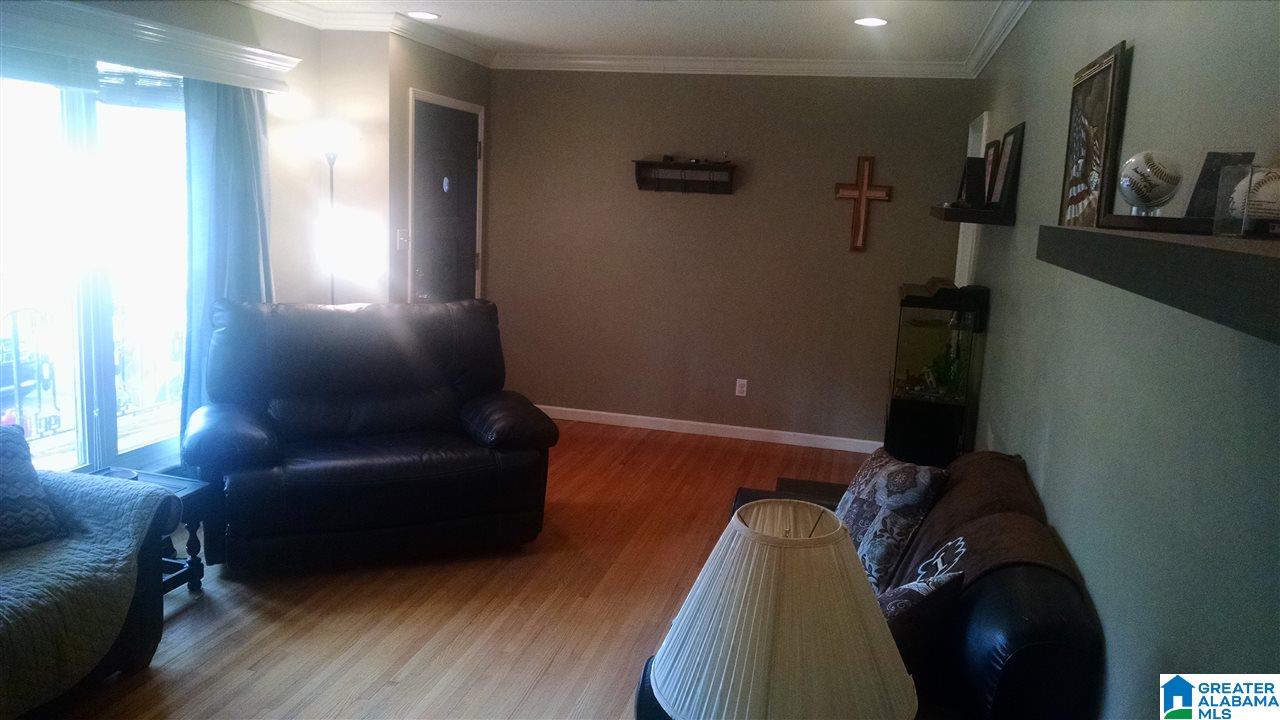 1905 Thornhill Road Fultondale, AL 35068 - Photo 4 of 17