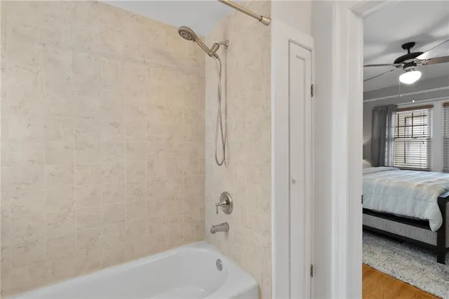 $230,000 | 807 West 48th Street, Unit 404, Kansas City, MO 64112